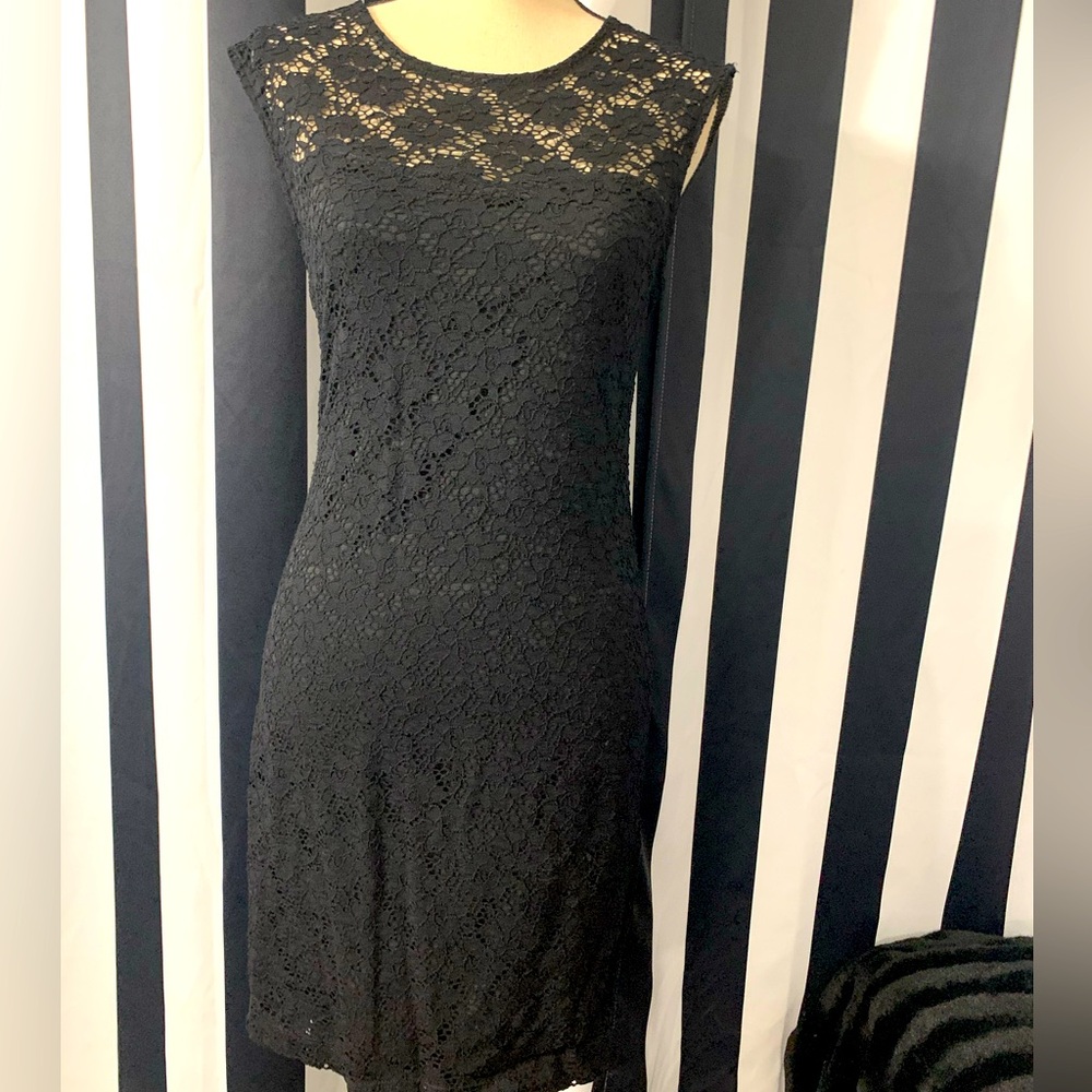 2b Bebe Black Floral Lace Minidress